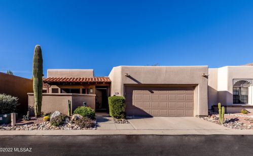 4061 Quiet Moon Dr, Tucson AZ  85718-3427 exterior