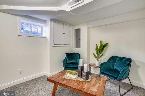 1343 Dexter Ter, Washington DC 20020-5204 exterior