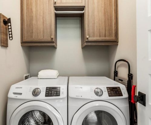 273 9 St, Atlanta GA 30309-4208 exterior