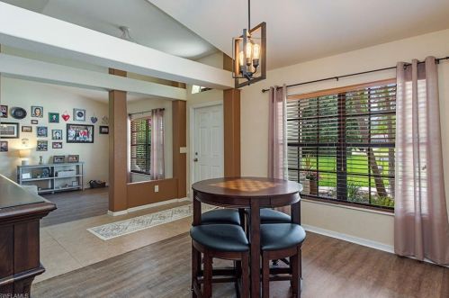 130 2 St, Naples FL 34117-9338 exterior