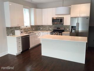 3514 Sacramento Ave, Chicago IL  60618-4617 exterior