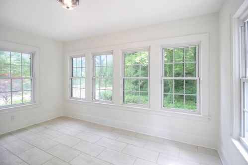 1810 Montrose Dr, Atlanta GA  30344-3002 exterior