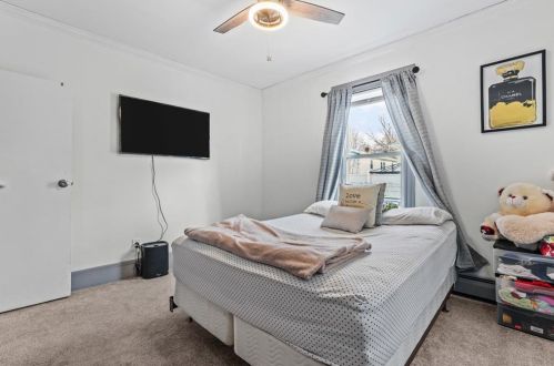 147 Unit St, Providence RI  02909-3929 exterior