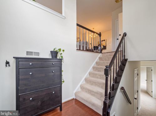 3801 Elbert Ave, Alexandria VA 22305-2058 exterior