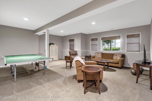 4106 Presidents Way, Dewitt MI 48820-7883 exterior