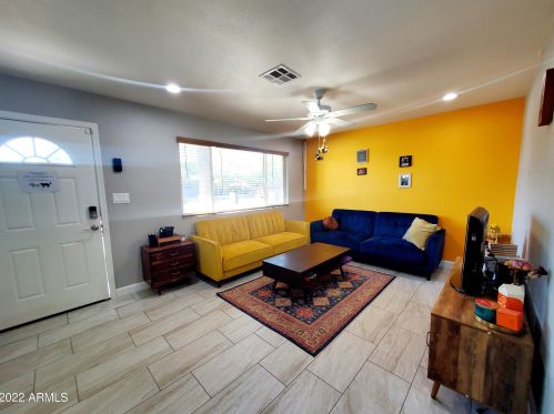 2321 47 Dr, Phoenix AZ 85031-1408 exterior