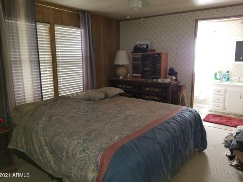 1705 Charleston Ave, Phoenix AZ 85023-1218 exterior