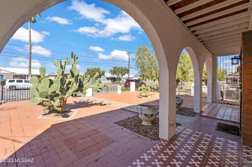 3731 Lundy Ave, Tucson AZ  85713-6025 exterior