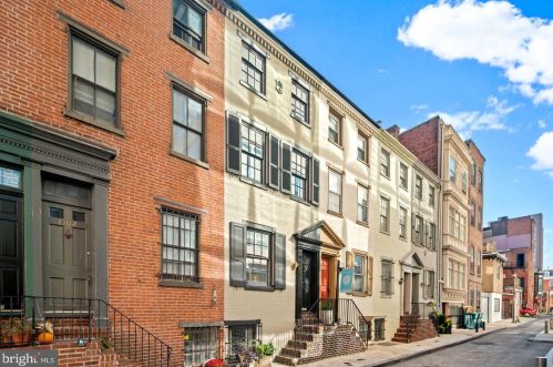 1704 Manning St, Philadelphia, PA 19103-6108