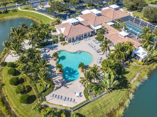 3049 Driftwood Way, Naples, FL 34109-8944