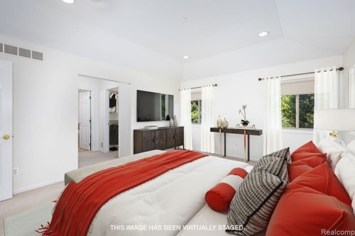 301 Fairways Ln, Lyndon Twp MI 48118-2130 exterior