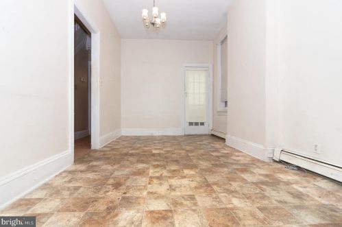 188 Hanover St, Trenton NJ 08608-1704 exterior