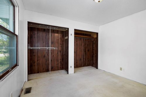 4090 Whitehall Rd, Meskegon MI 49445-1358 exterior