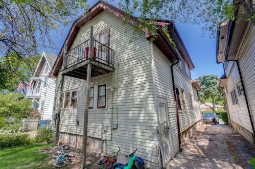 2967 58th St, Milwaukee WI  53219-3131 exterior