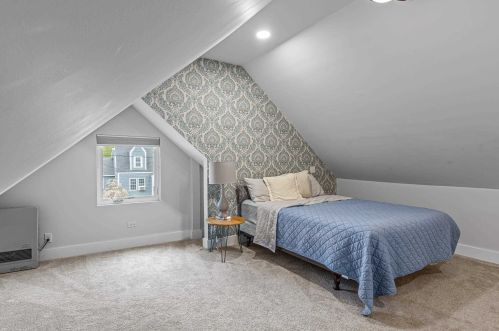 3 Broad Ave, Concord NH  03301-2734 exterior