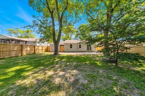 12143 Sunnycrest Pl, Hazelwood MO 63043-1222 exterior