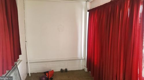 6216 Delancey St, Philadelphia, PA 19143-1020