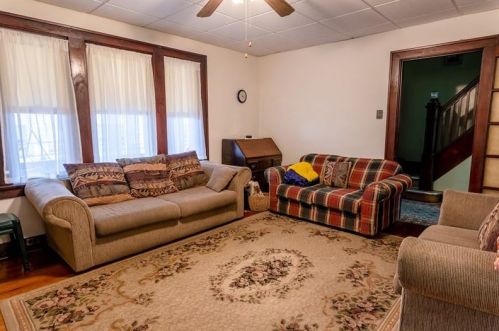 222 39 St, Pittsburgh PA 15201-1834 exterior