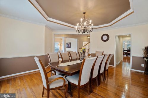 6802 Morning Brk Ter, Alexandria VA 22315-6117 exterior