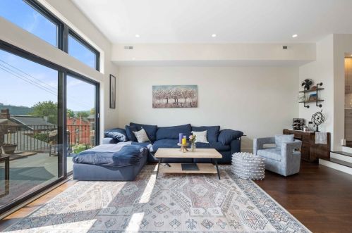 521 Jefferson St, Pittsburgh PA  15212-4418 exterior