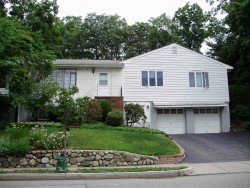 16 Brookline St, Newton, MA