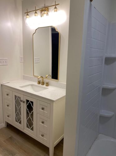 83 Live Oak Ave, Defuniak Springs FL  32435-2360 exterior