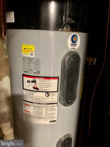 6442 Limekiln Pike, Philadelphia PA 19138-3103 exterior