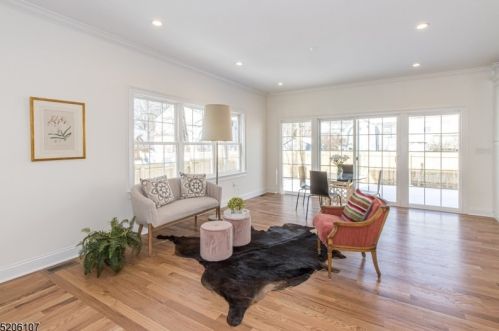 2051 Jersey Ave, Scotch Plains NJ  07076-4679 exterior