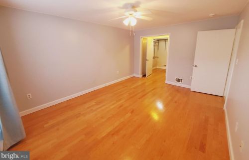 48 Lehavre Ct, Trenton NJ  08619-4723 exterior