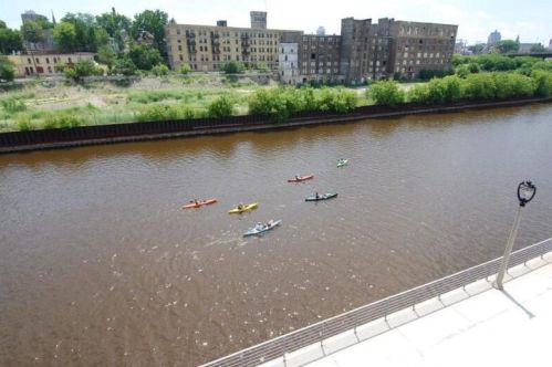 2050 Commerce St, Milwaukee WI  53212-3424 exterior