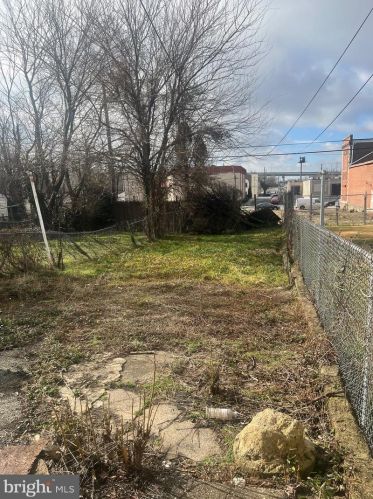 332 Norris St, Chester, PA 19013-3430