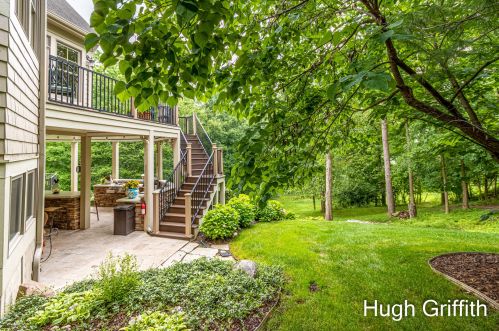 2041 Tall Pne Dr, Grand Rapids MI exterior