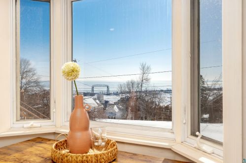 321 8th Ave, Duluth MN 55802-2606 exterior