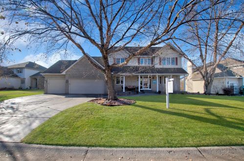 14068 Forest Ln, Saint Paul, MN 55124-3320