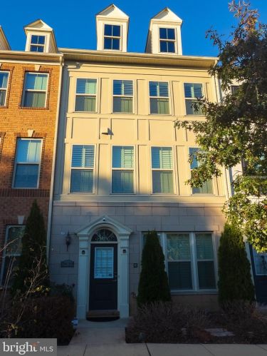 3620 Commodore Joshua Barney Dr, Washington DC  20018 exterior