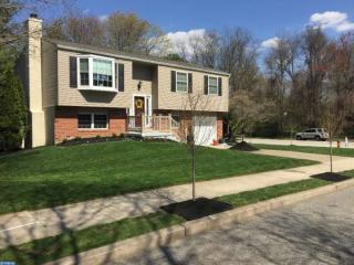 8601 Cathedral Cir, Philadelphia PA  19128-1922 exterior