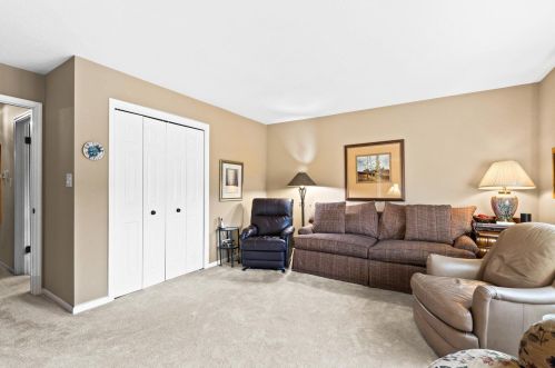 664 Evergreen Ct, Milwaukee WI 53217-1608 exterior