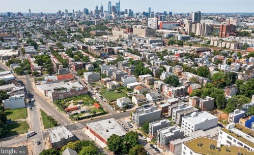 2204 Marshall St, Philadelphia PA 19120-3739 exterior