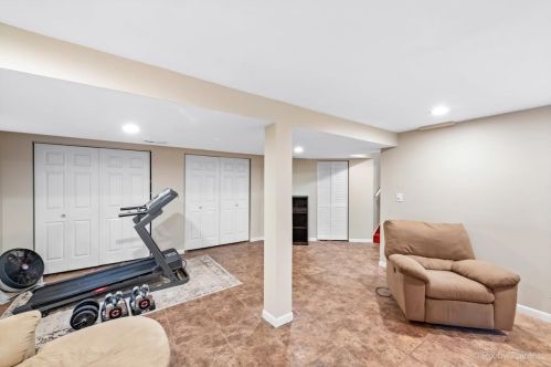 1772 Kennsington Ln, Bull Valley IL 60014-2047 exterior