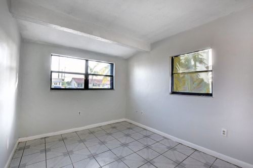 113 Atlantic Dr, Boynton Beach FL 33435-1612 exterior