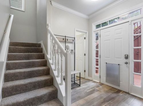 8474 Lake Dr, Lithonia GA  30039-6562 exterior