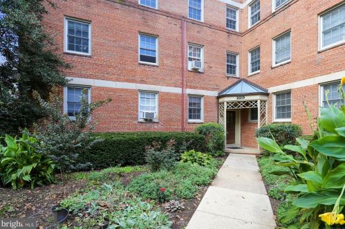 2219 Washington Ave, Silver Spring, MD 20910-2628