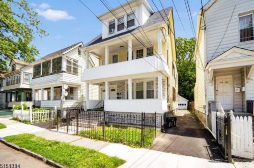 160 Brookside Ave, Irvington NJ  07111-3354 exterior