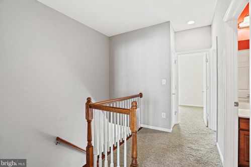 2139 Little Sorrel Way, Silver Spring MD 20902-2893 exterior