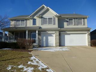 2015 Rockland Dr, Aurora IL  60503-6220 exterior