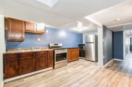 1632 Tripp Ave, Chicago IL 60639-4833 exterior