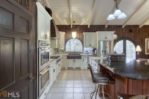 3160 Lk Rnch Dr, Gainesville GA 30506-1050 exterior