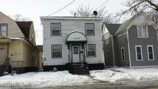1123 Pine St, Meskegon MI  49442-3472 exterior