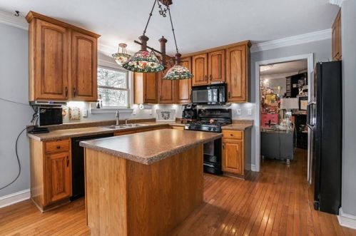 230 Ridge Ave, Pittsburgh PA  15237-6914 exterior