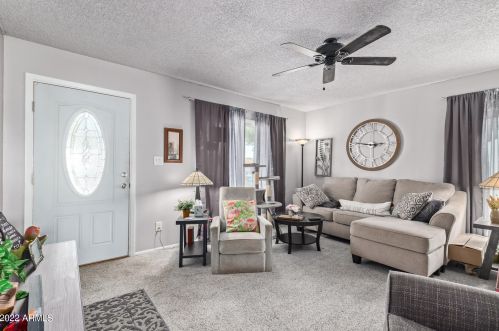 3732 Crocus Dr, Phoenix AZ 85053-5316 exterior